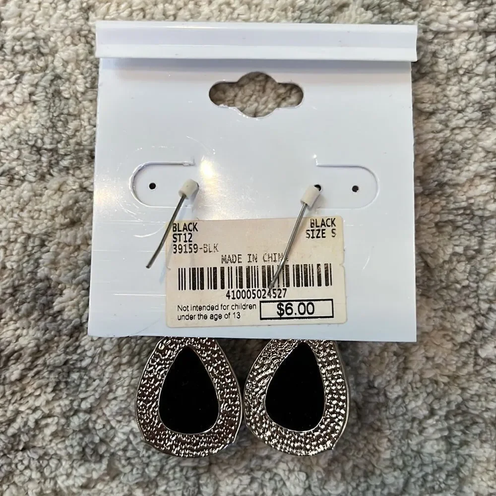 🌻Dangle Earrings🌻